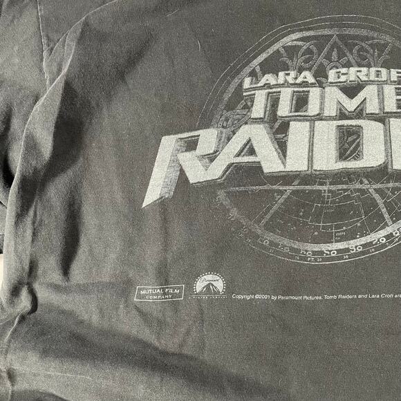 2001 Lara Croft Tomb Raiders Movie Promo T-shirt - Picture 4 of 5